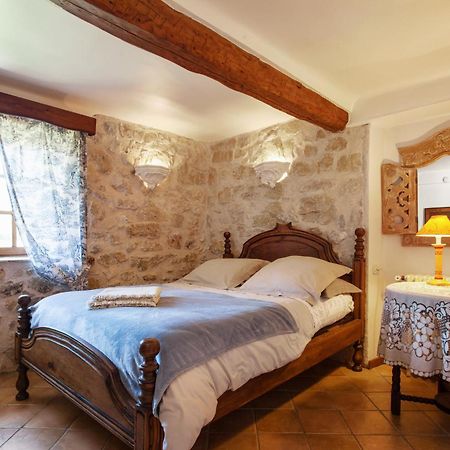 Hotel La Bastide Des Pins Exterior foto