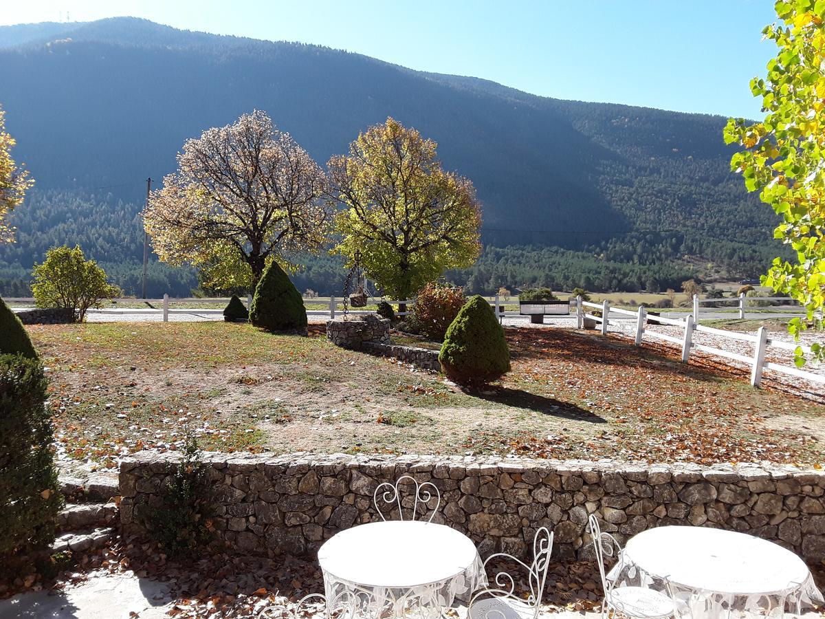 Hotel La Bastide Des Pins Exterior foto